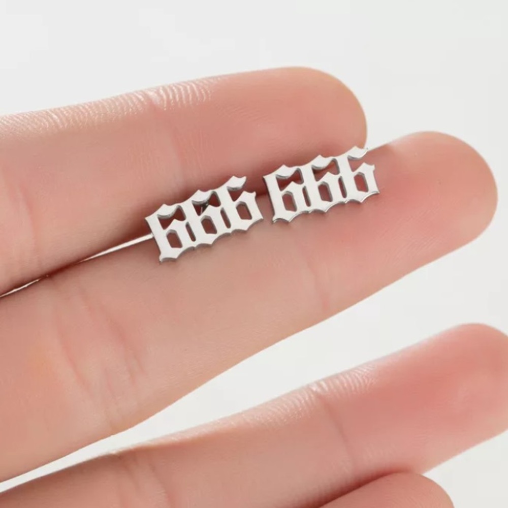 Angel numbers silver stud earrings studs earring set pair lucky numerology new - Picture 2 of 4
